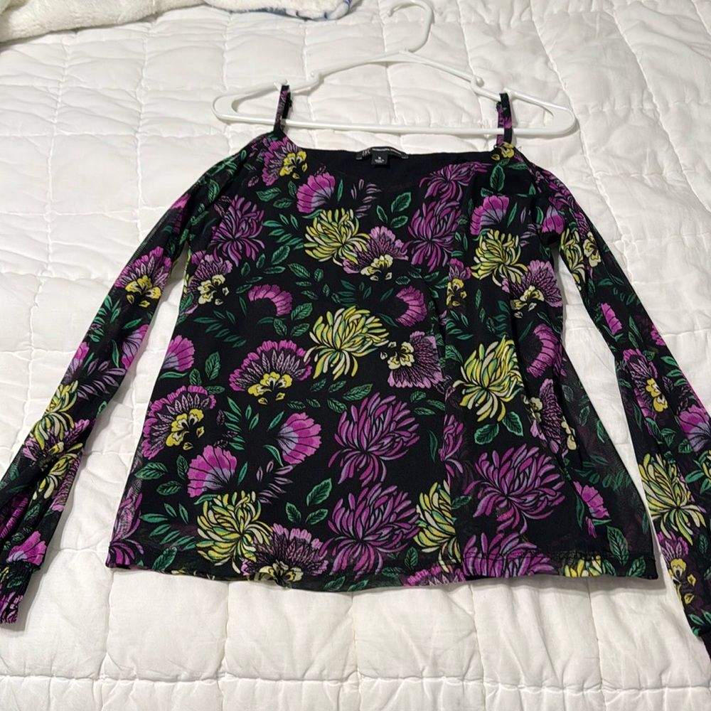 Inc cold shoulder top